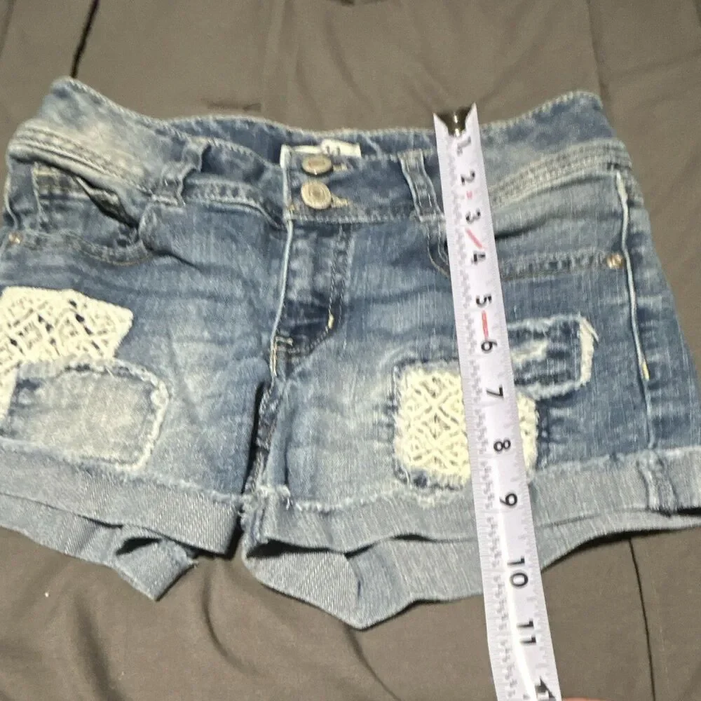 Mudd Girls Blue Denim Cut-Off Shorts: Size 10. Mid Rise Stretch Lace Pockets